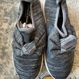 New Avon Memory Foam Sneakers  7